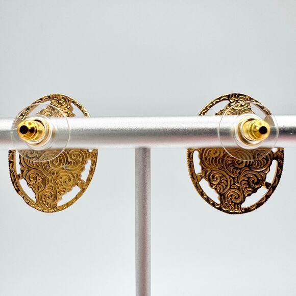 Vintage 1928 Faux Pearl Cabochon Earrings Romantic Ornate Bridgerton Revival - Picture 5 of 9